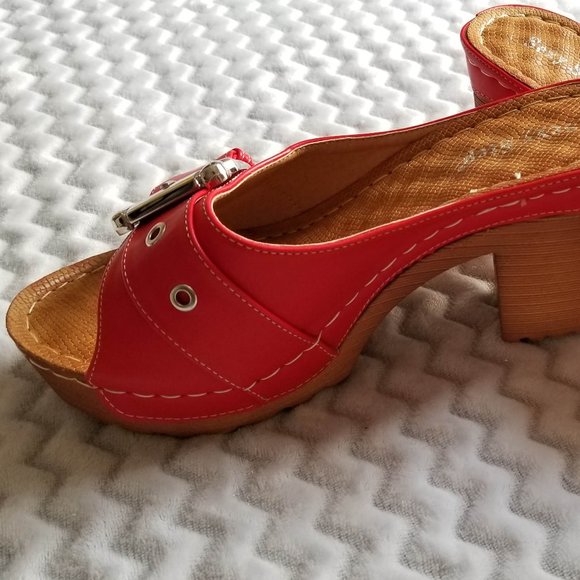 Sandals and Shoes - Picture 5 of 5